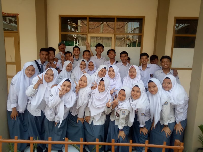 Pentinya Sekolah Menengah Atas (SMA)