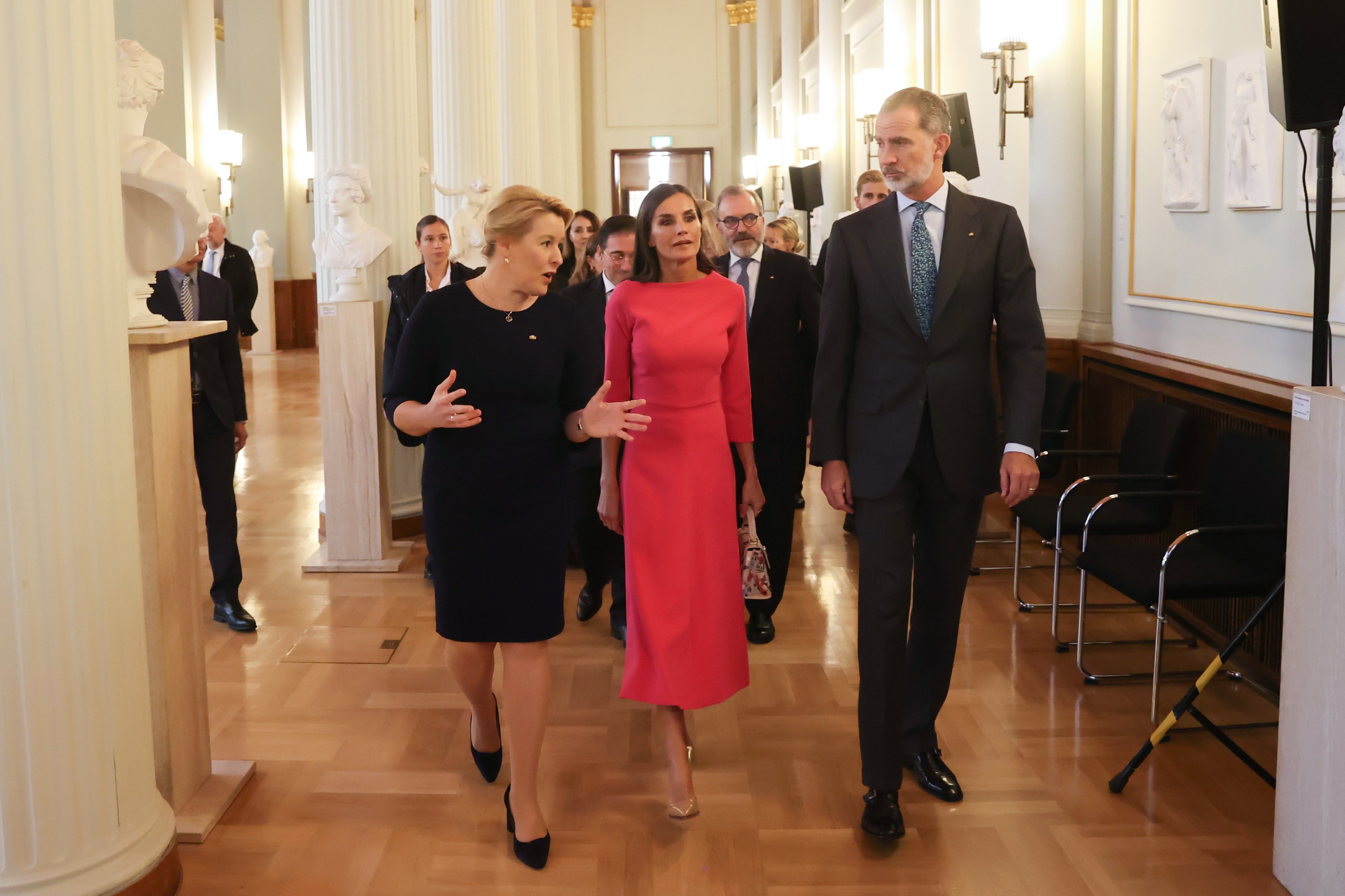 King Felipe and Queen Letizia of Spain visited Berlin gate and Town Hall