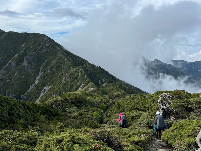 AMWts8AumUY_S0nppU_J9dKxnp5BcS50ZQDeUwXUhmFst-NM7SmrGB9myPPcN9VVyzq0wGpj-kjylbfN-k41nQWXQiaTcfSmlOgVlHZN3RW0JgWRdY7gulEHS3AH5ubK1TG96liWRqPzmCXL7Fzf0ChfcXcI=w640-h480?authuser=5