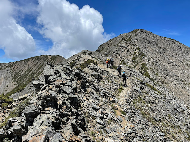 AMWts8CaJlliyYjZXQDo5w-IV1o5nGlLnK6-iQPJIzExtrhbPcNjY8PFMQCaKJB-NukunToPH6mHjqmWET5DzKzkYAYT5q7WqsQbDVwPm08KYyB3sWh11Dl0Hzay9x5Sw9BLrgLJA7TQitUfZ2eB7Yk-FC-D=w640-h480?authuser=5