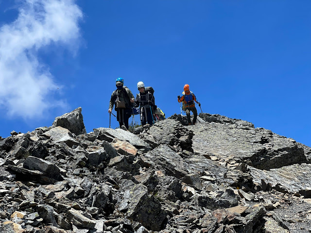 AMWts8DGuoNWSgBaDTQ0YVRgItgzH3rTA9beWwtUEcrQ4IQdYNhmp83zoKwwex7rz24egL-R48s1l-7fcqEHT8jtZ72R5SPqWv9imCm3utTi8y1J6WV60wmhpAIzB_IJfRXc1QkklxsDI5oxNo-1n3yg3IF1=w640-h480?authuser=5