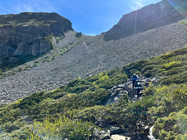 AMWts8DvQwRcf-1a-L3RDVIx7GXPWwZN1lqZJli52rGAFgLUt3BhFf_gcbtMvMF7uIV9bjcXHLqTUYf5k-_81vL1P3xz3_Ko6wLNCXj_6o7bhTyy7L5JruAPfmURj3TBKi6997UFHEqzoP9LcC67KHF5fCZm=w640-h480?authuser=5