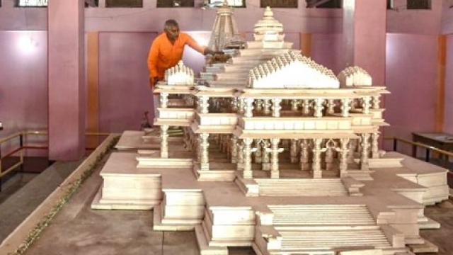  राम मंदिर निर्माण पर कोरोना के कारण रोक, लॉकडाउन खत्म होने के बाद होगा नई तारीख का ऐलान