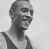හිට්ලර් ඉදිරිපිට රන් පදක්කම් 4 ක් ලබා ගත් ඇමරිකානු කළු ජාතිකයාගේ කතාව (Jesse Owens)