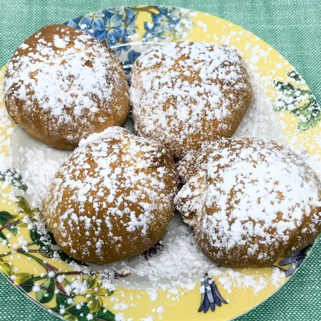 Air Fryer Oreos With Oreo Dip