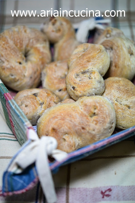 Panini Alle Noci Con Lievito Madre Blog Di Cucina Di Aria