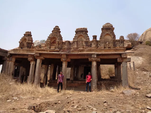 the loapers at the nijagal betta old ruined temple